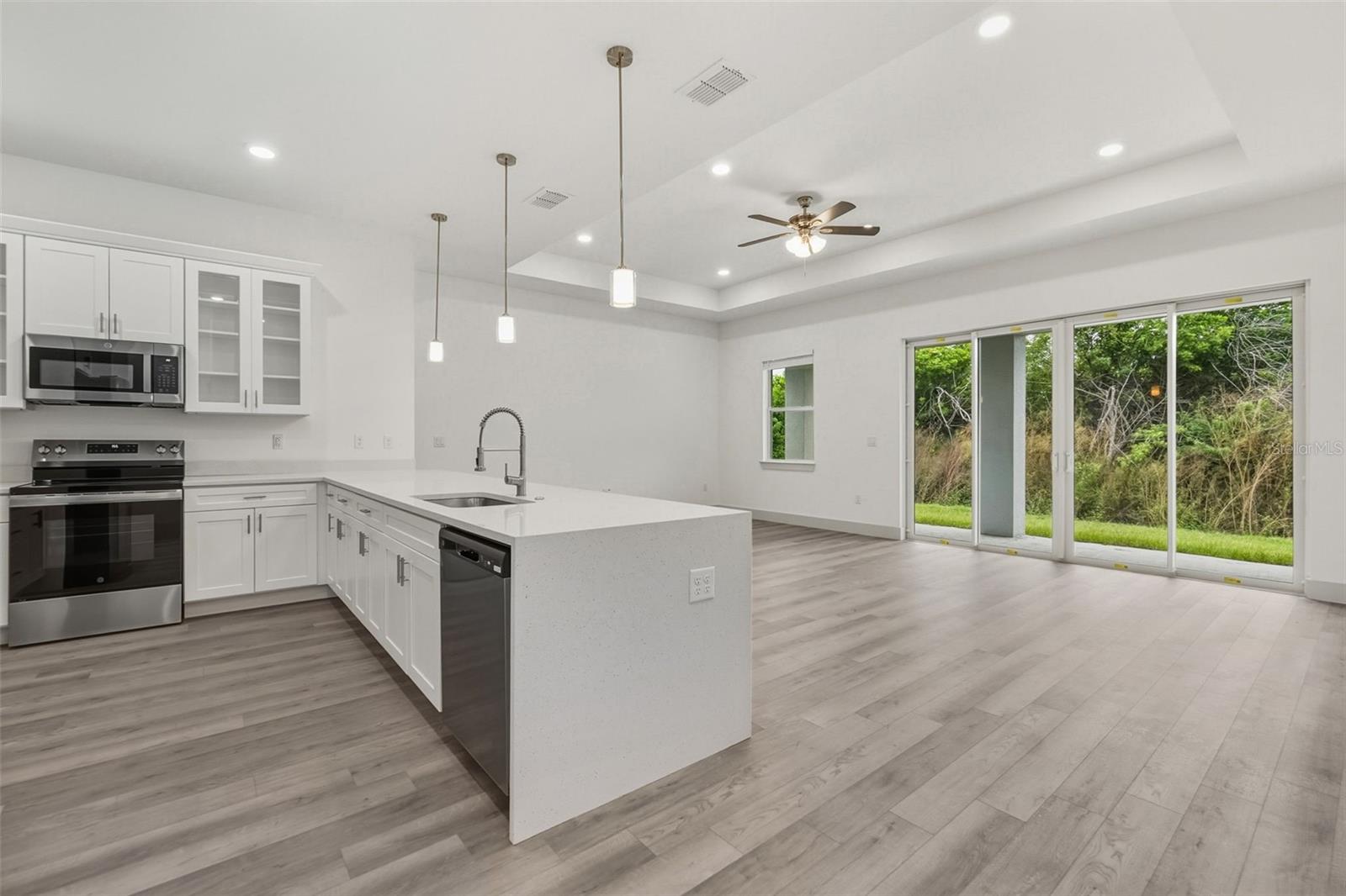 558 RUTLAND CIR, PORT CHARLOTTE, FL, 33954