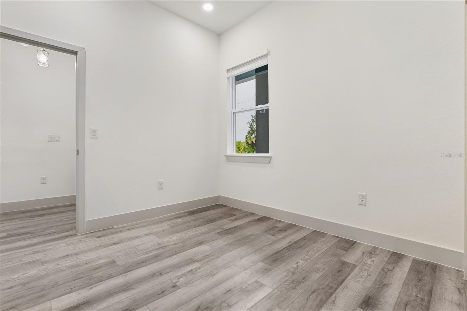 558 RUTLAND CIR, PORT CHARLOTTE, FL, 33954