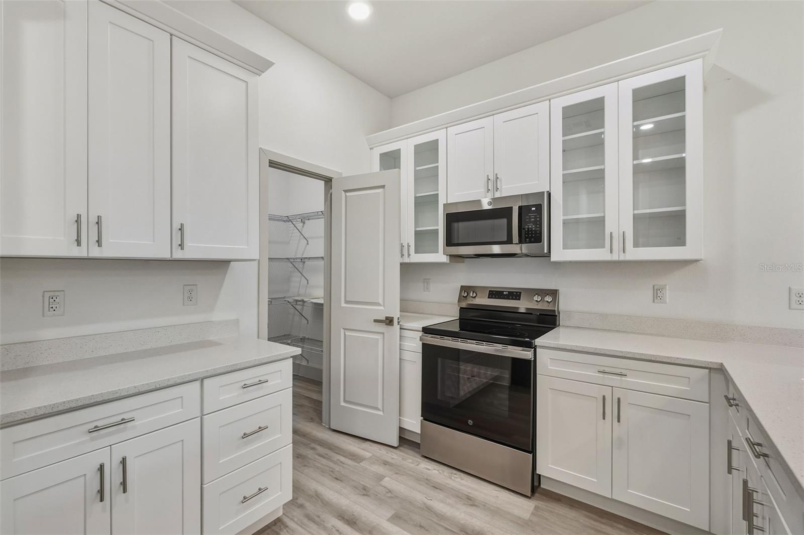 558 RUTLAND CIR, PORT CHARLOTTE, FL, 33954