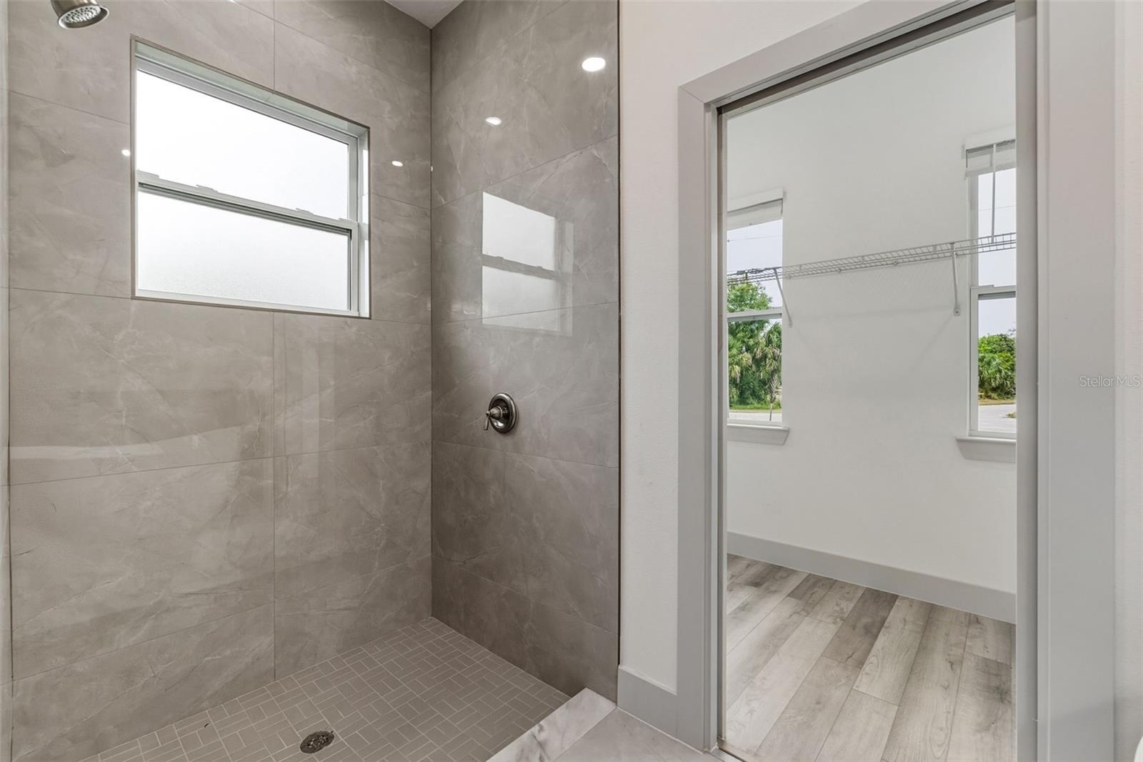 558 RUTLAND CIR, PORT CHARLOTTE, FL, 33954