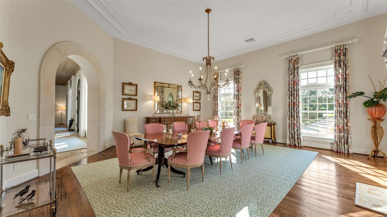 P4936999 Property Photo