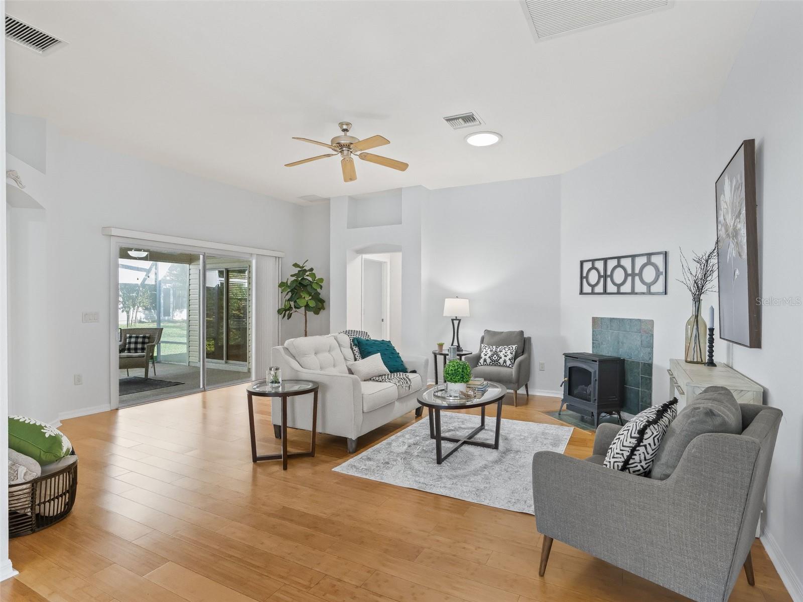 17979 SE 89TH ROTHWAY CT, THE VILLAGES, FL, 32162