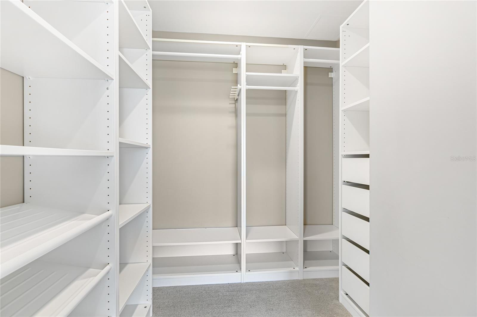 A4671740 Property Photo