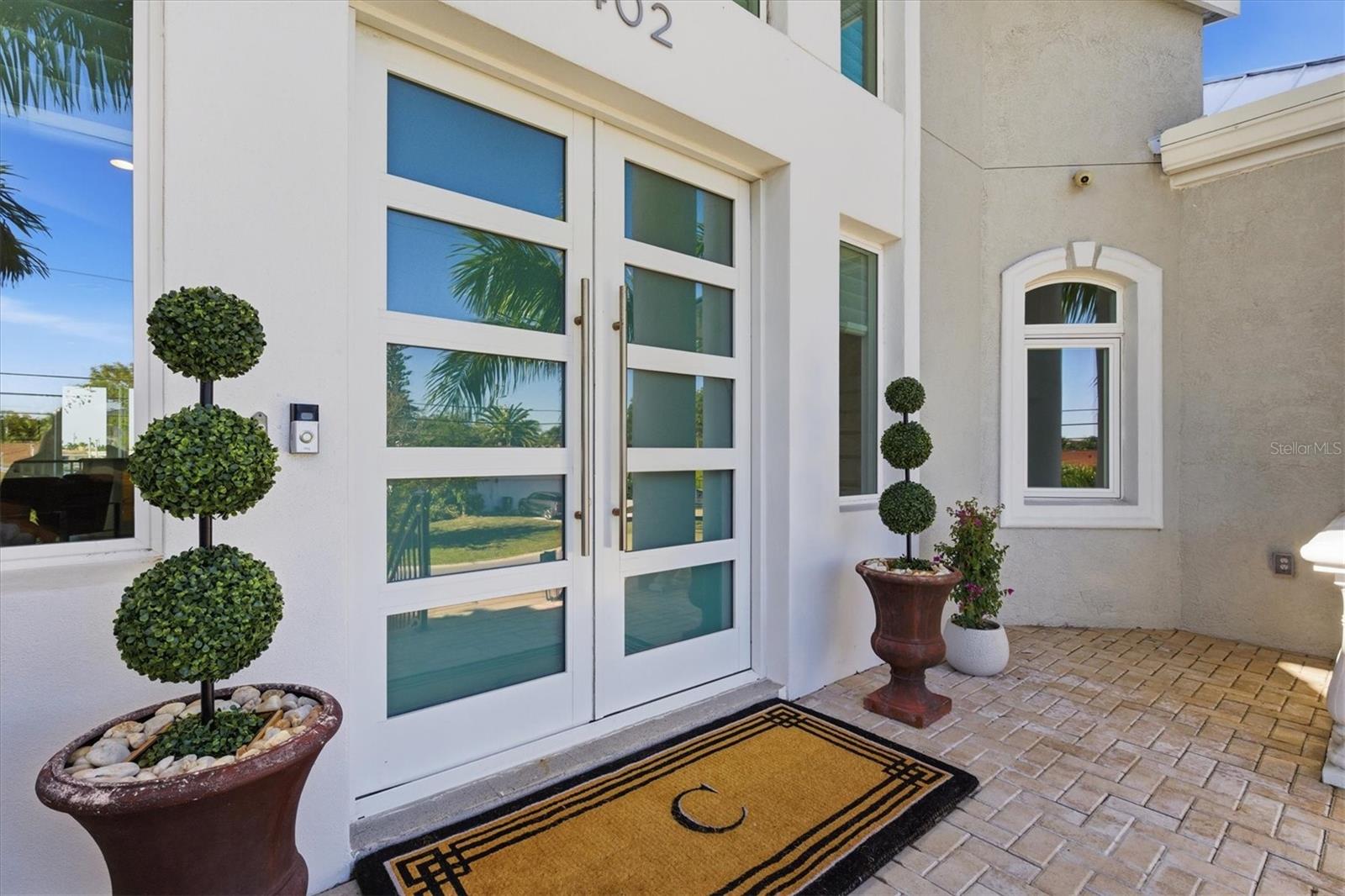 402 BUTTONWOOD LN, LARGO, FL, 33770