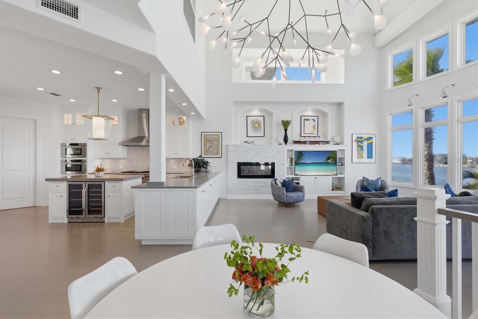 402 BUTTONWOOD LN, LARGO, FL, 33770