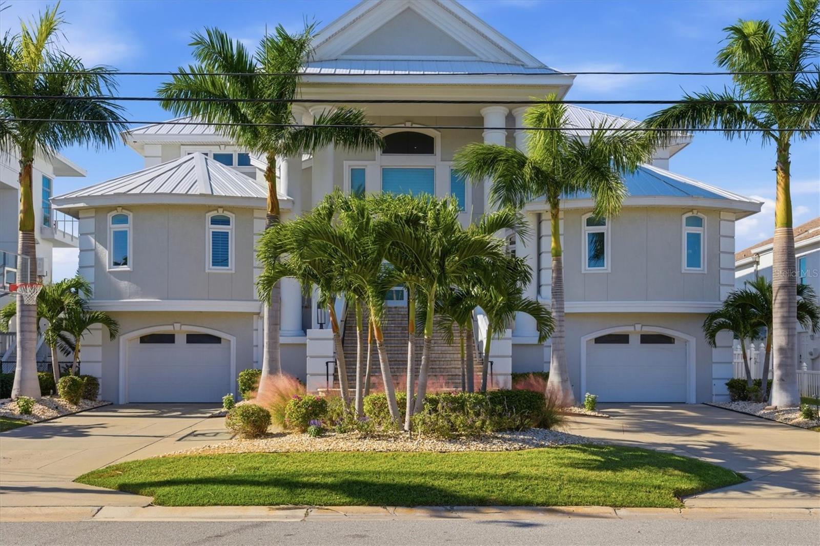 402 BUTTONWOOD LN, LARGO, FL, 33770