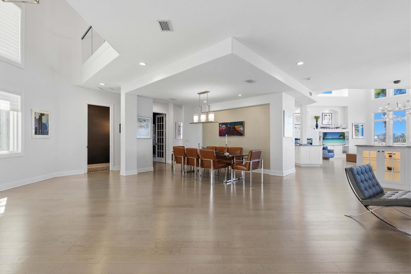 402 BUTTONWOOD LN, LARGO, FL, 33770