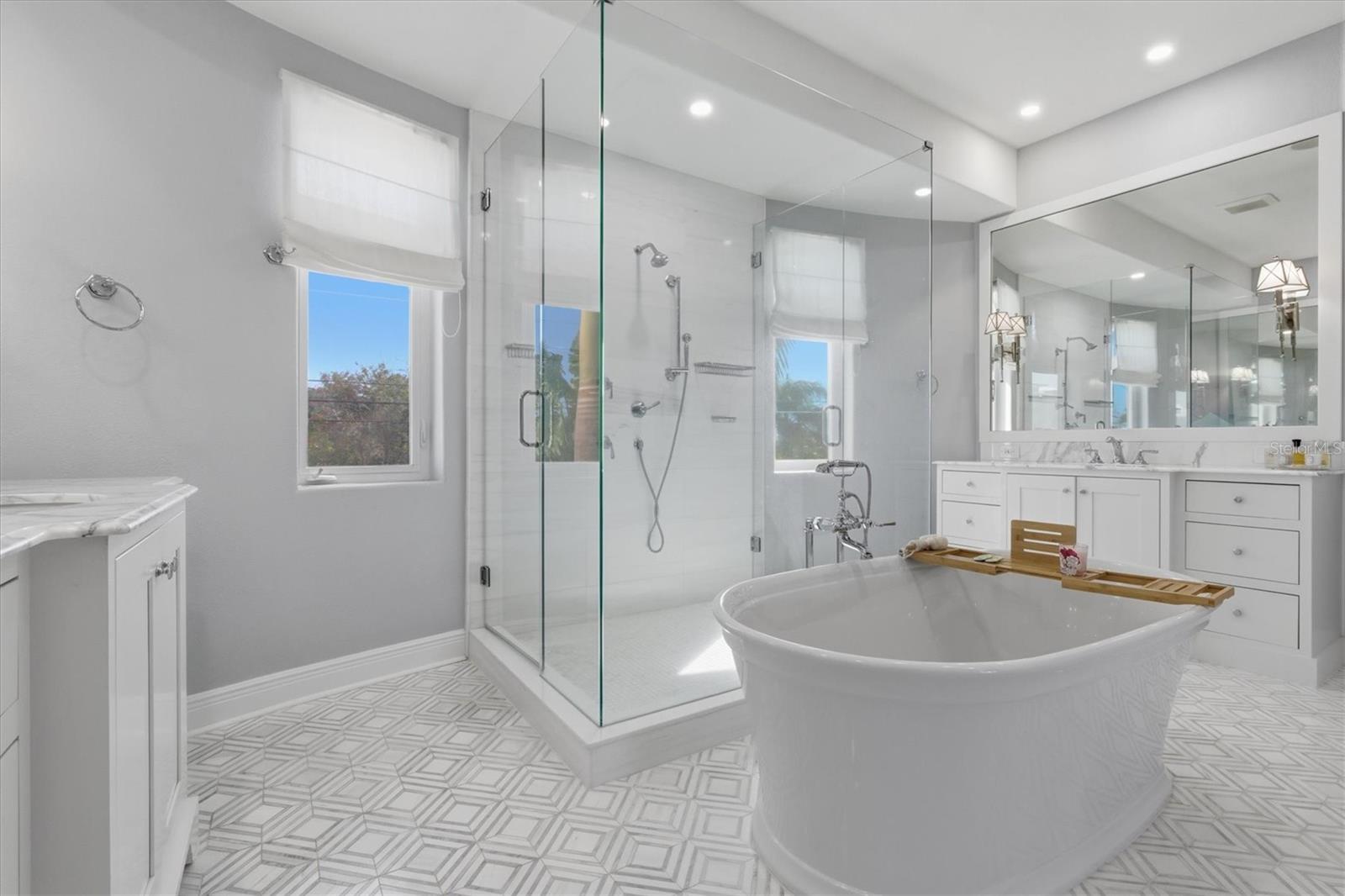 402 BUTTONWOOD LN, LARGO, FL, 33770