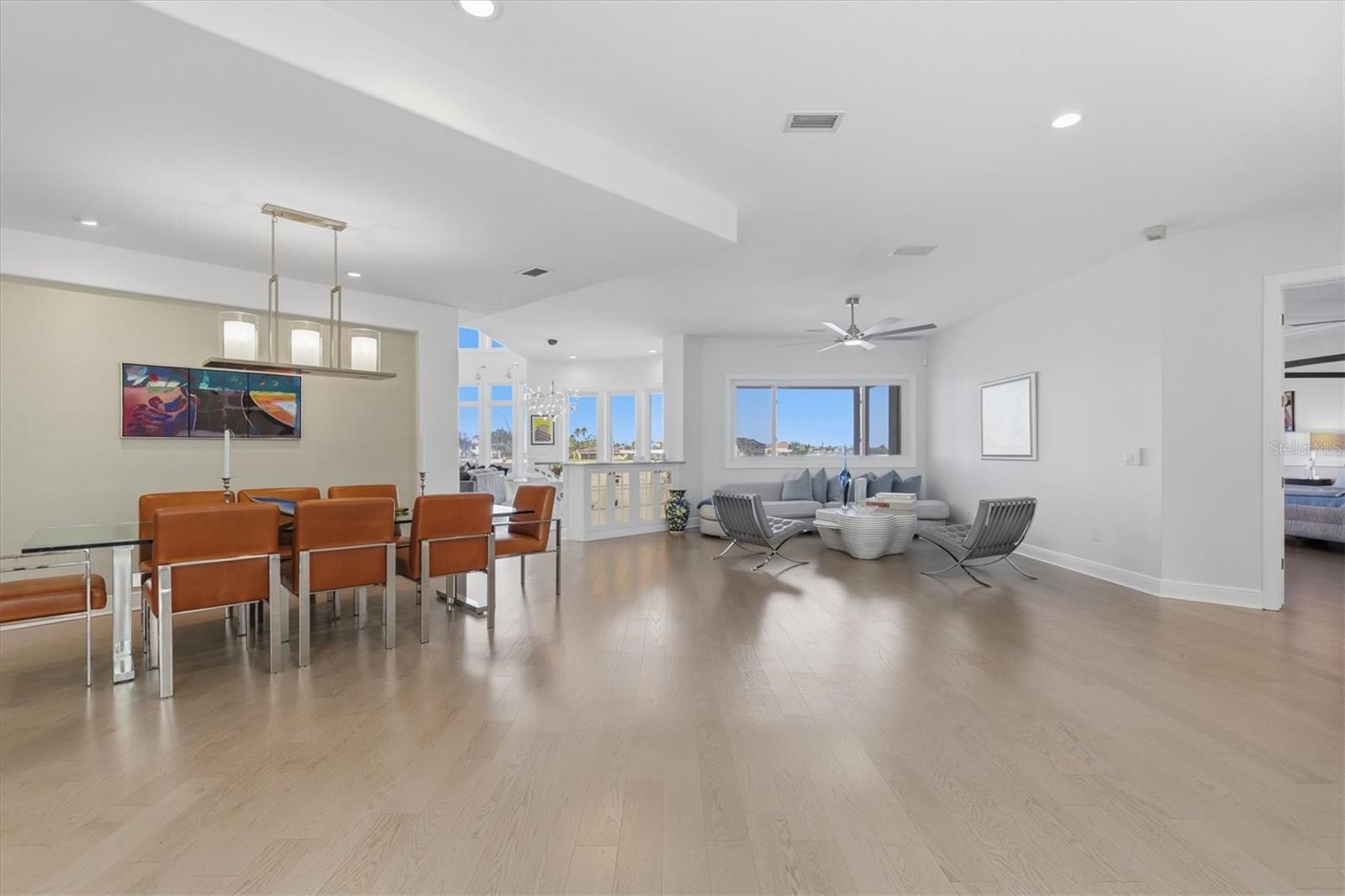 402 BUTTONWOOD LN, LARGO, FL, 33770