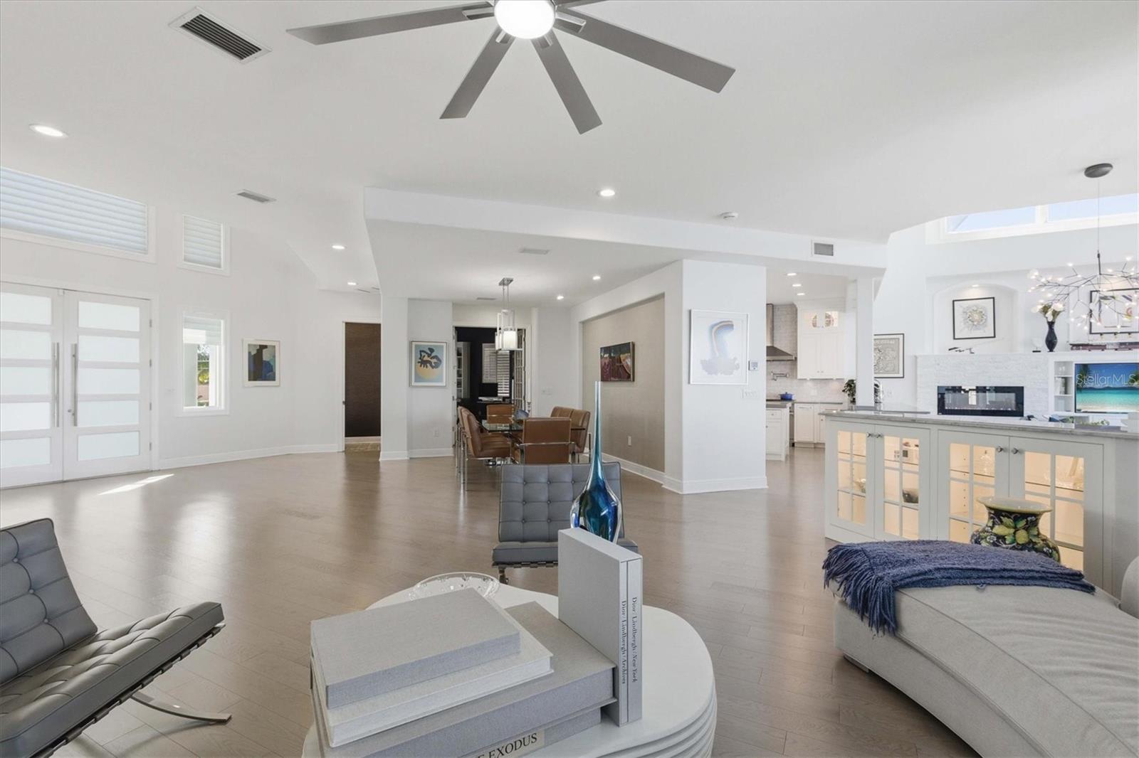 402 BUTTONWOOD LN, LARGO, FL, 33770