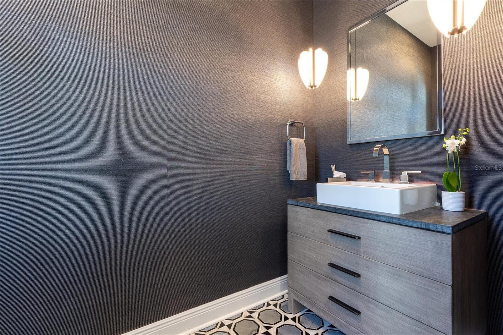 402 BUTTONWOOD LN, LARGO, FL, 33770