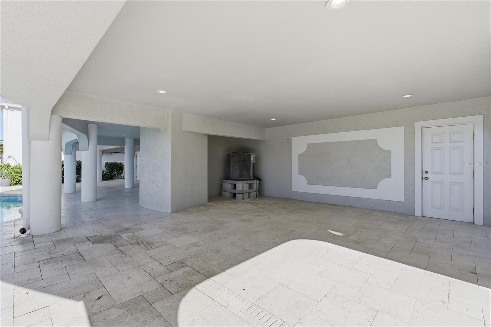 402 BUTTONWOOD LN, LARGO, FL, 33770