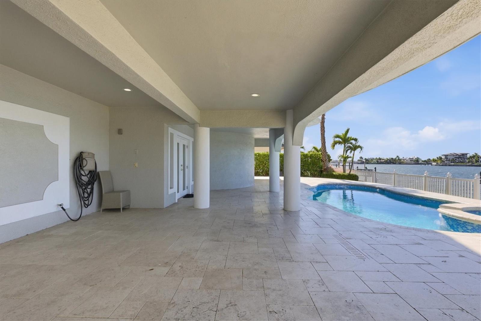 402 BUTTONWOOD LN, LARGO, FL, 33770