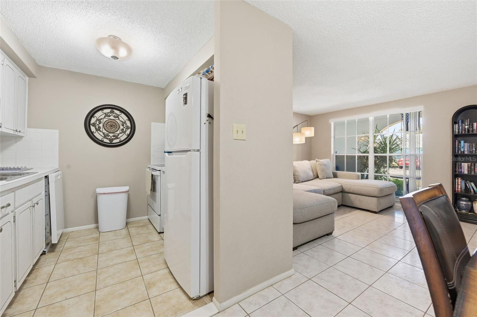 W7880647 Property Photo