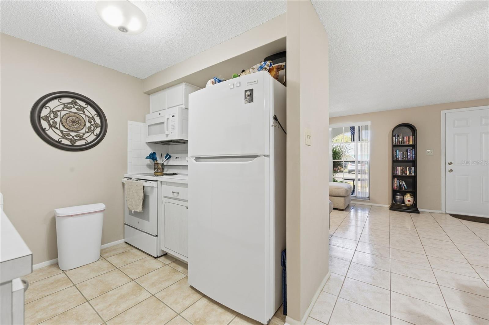 W7880647 Property Photo