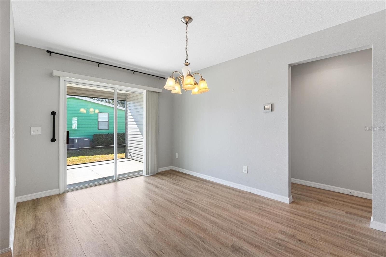 706 JASON DR, LADY LAKE, FL, 32159