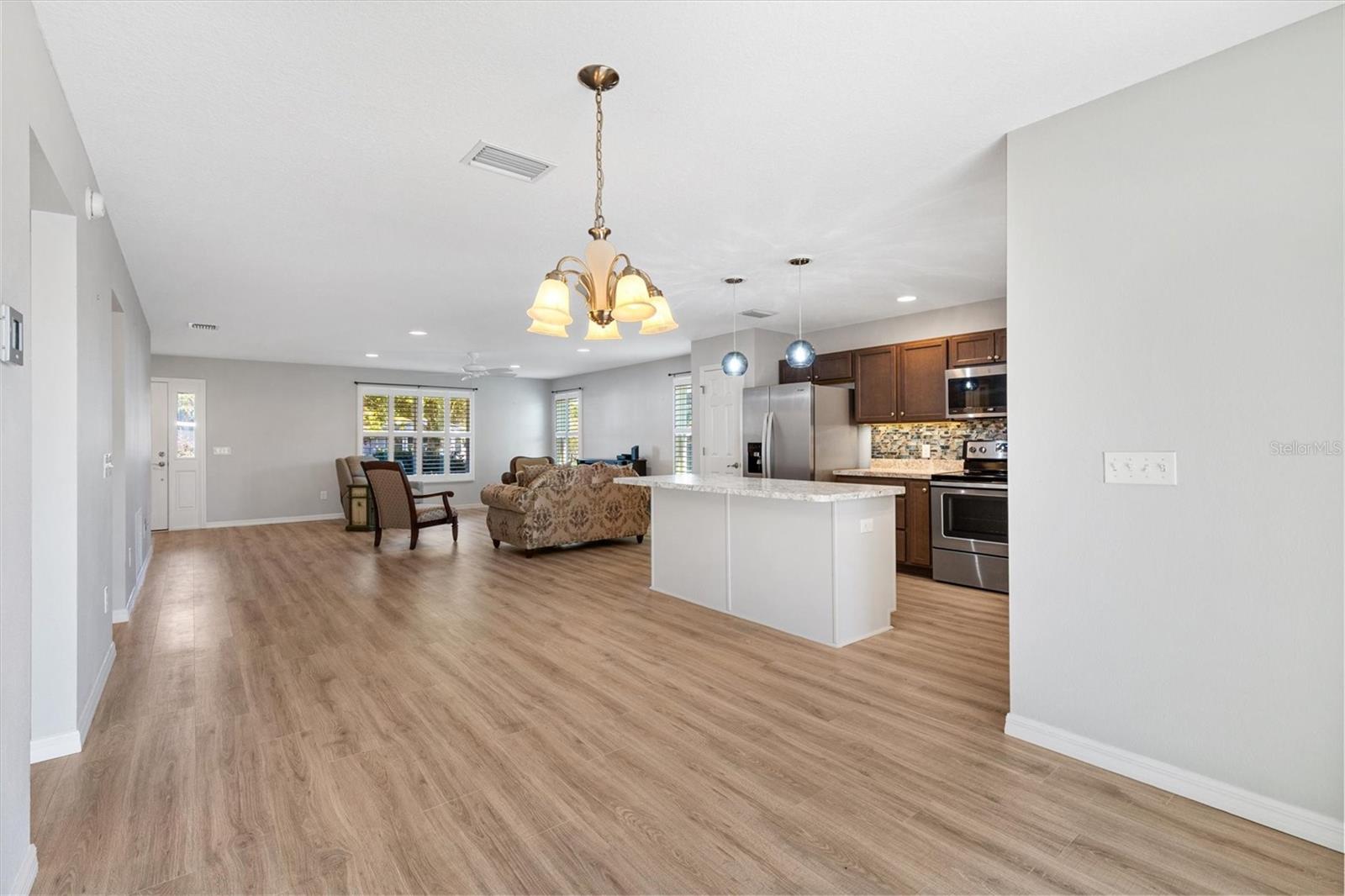 706 JASON DR, LADY LAKE, FL, 32159