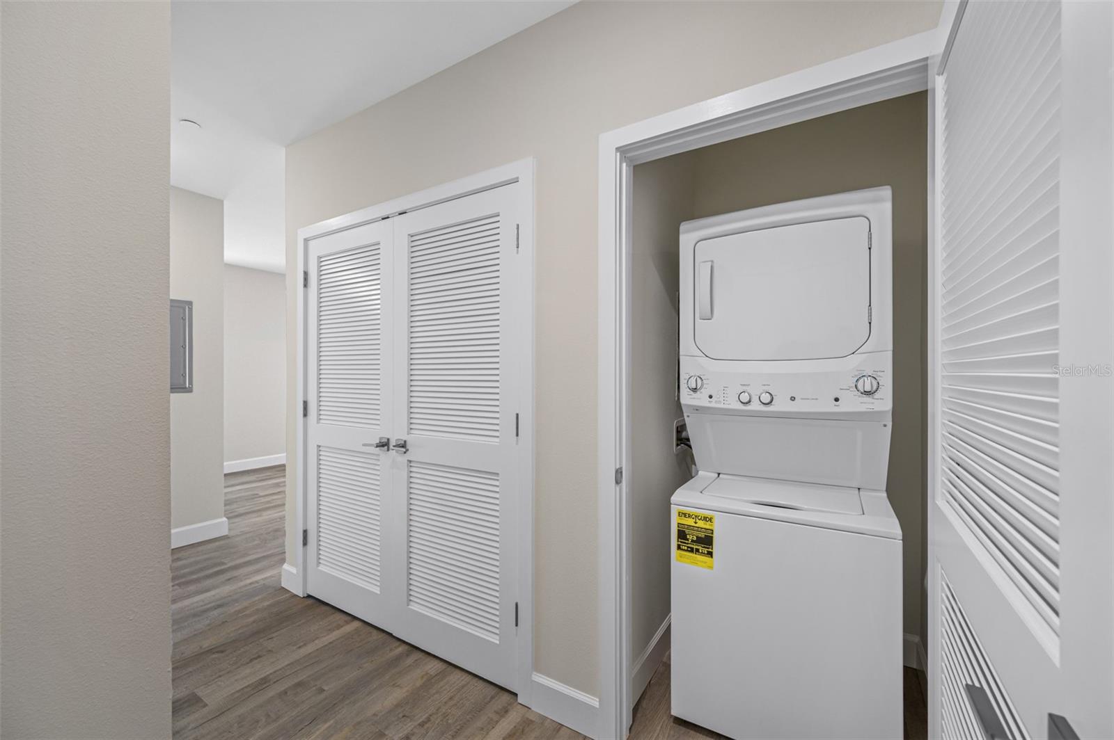 357 5TH ST S #11, ST PETERSBURG, FL, 33701