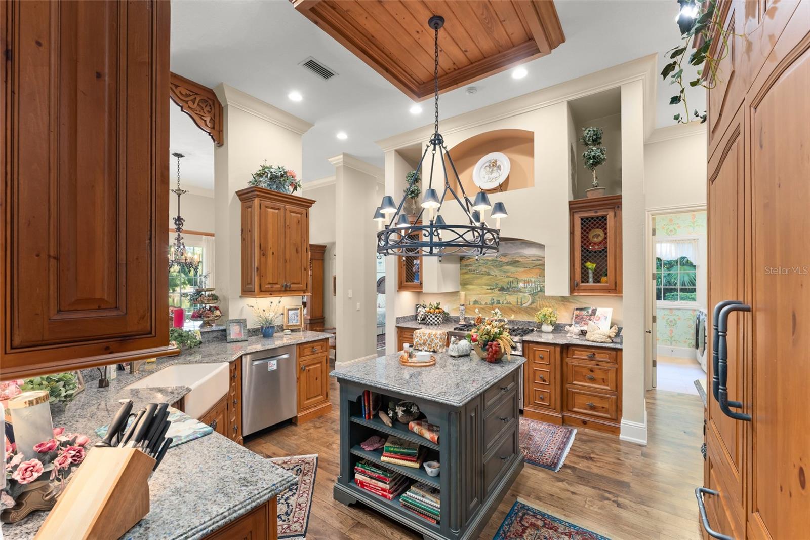 O6359789 Property Photo