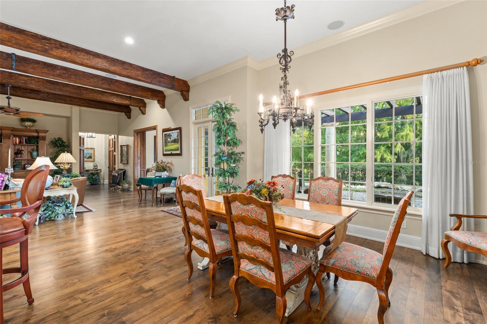 O6359789 Property Photo