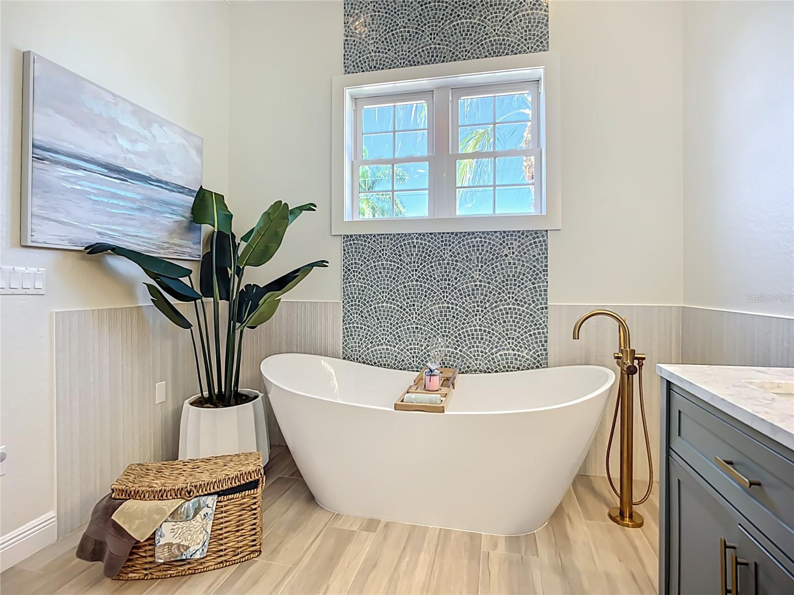 A4671772 Property Photo