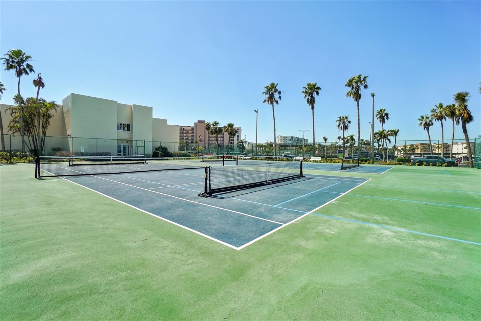 7400 SUN ISLAND DR S #712, SOUTH PASADENA, FL, 33707