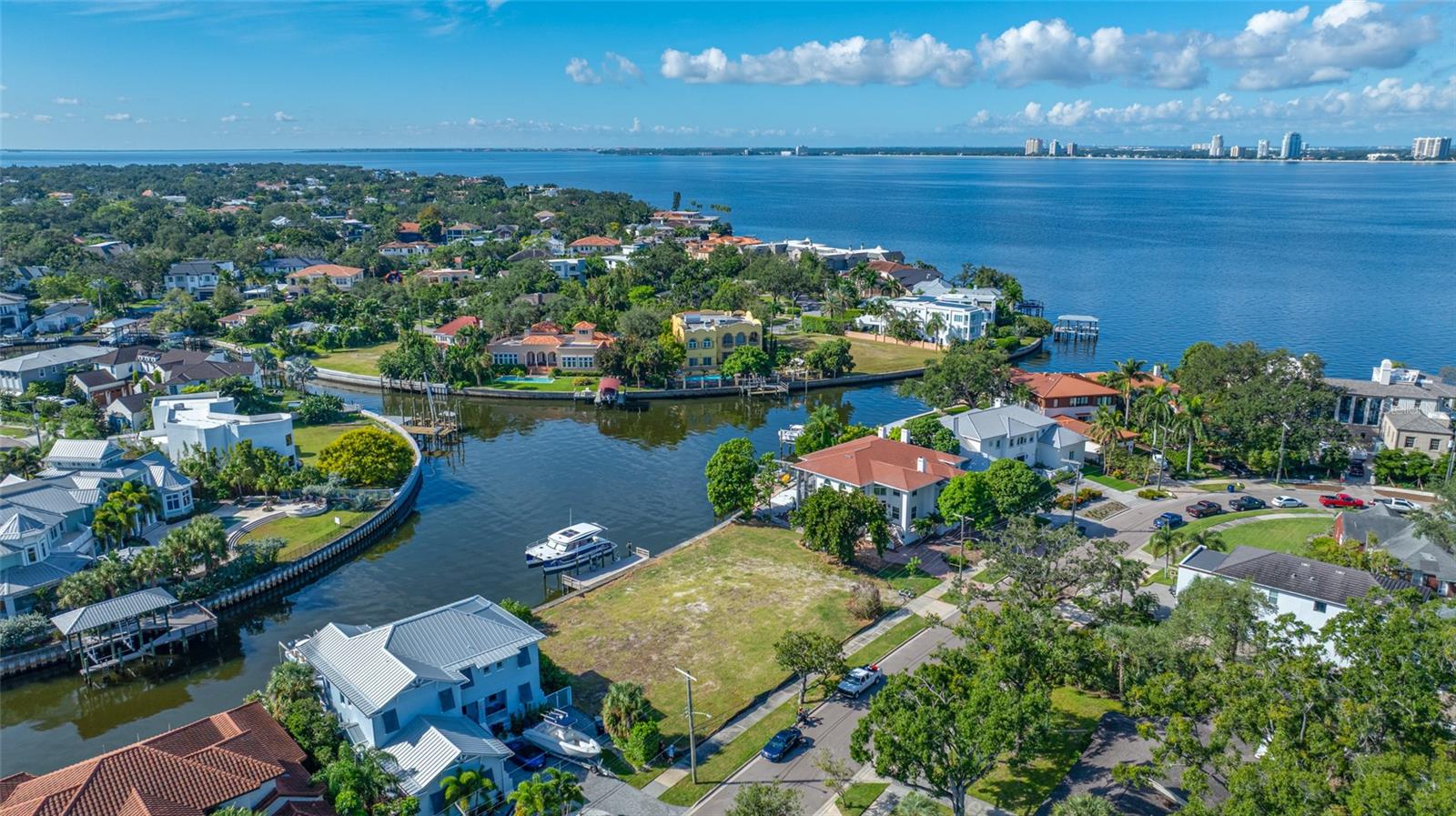 104 ADALIA AVE, TAMPA, FL, 33606