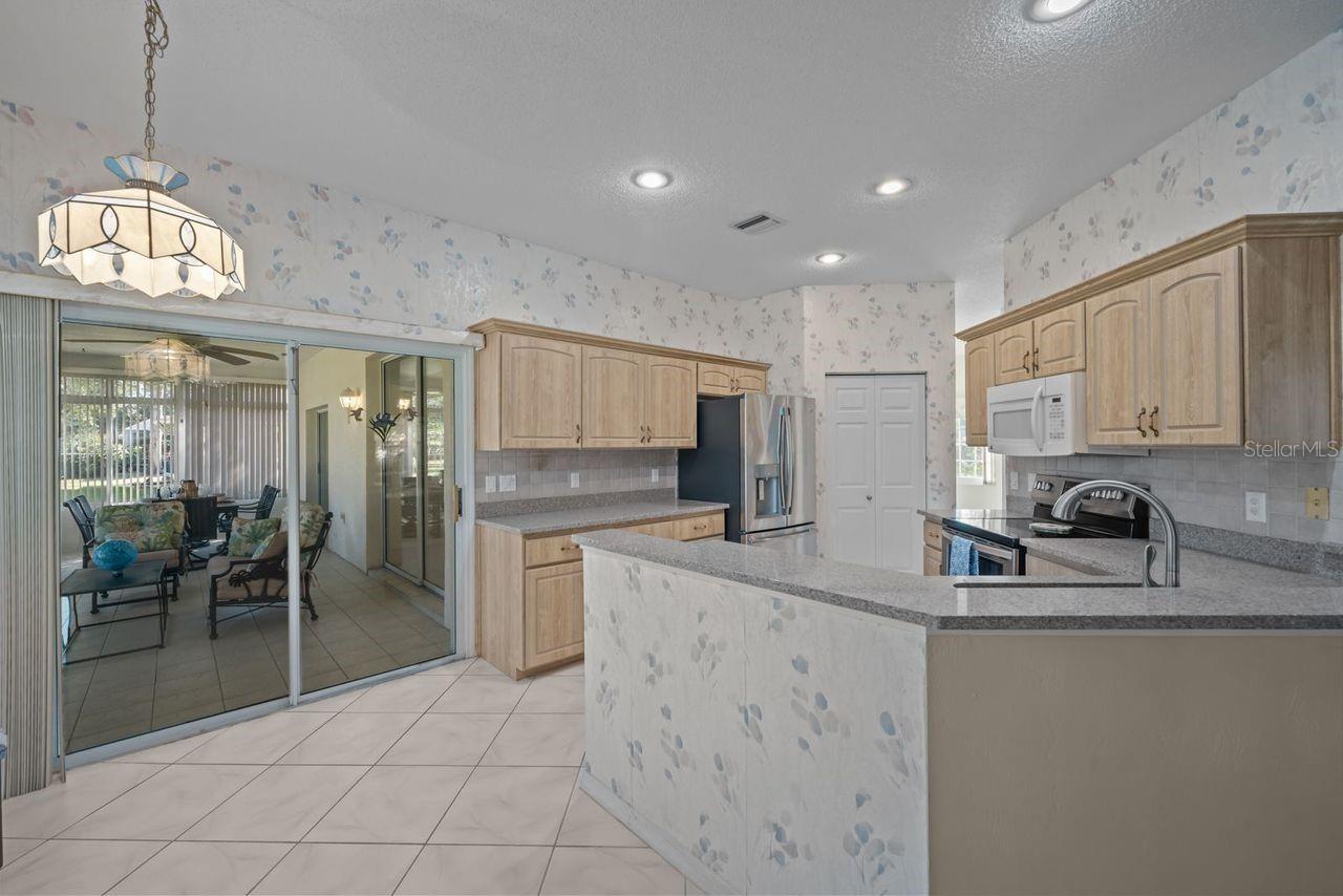 28 CEDAR POINT DR, PALM COAST, FL, 32164