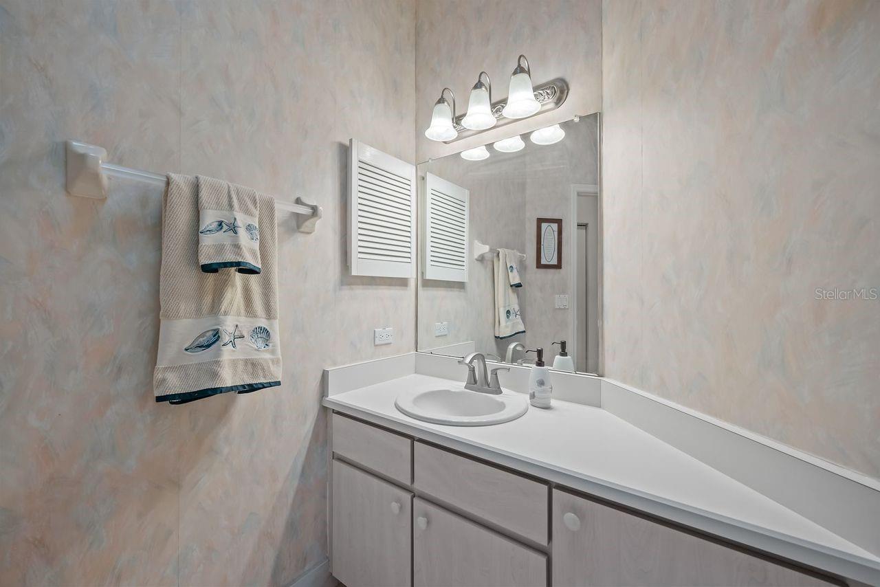 28 CEDAR POINT DR, PALM COAST, FL, 32164