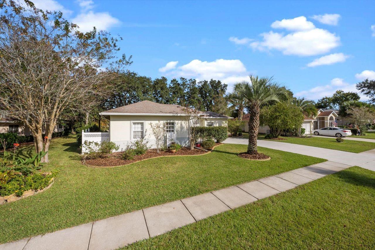 28 CEDAR POINT DR, PALM COAST, FL, 32164