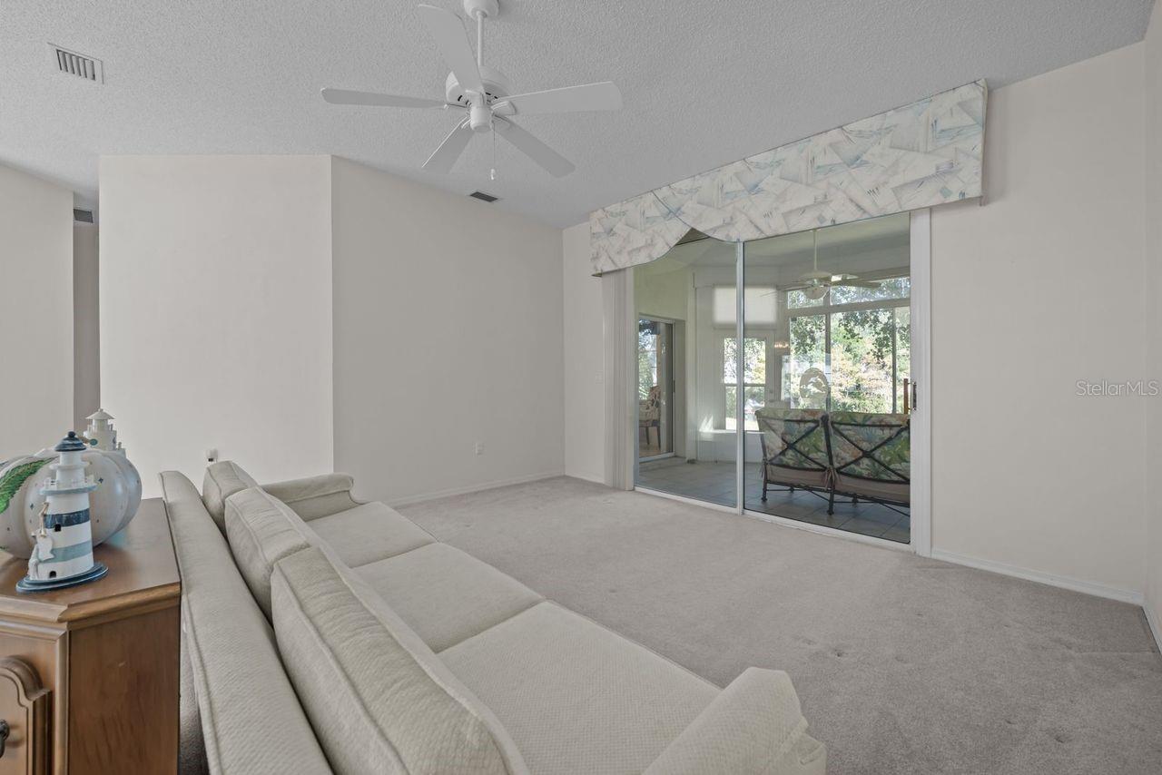 28 CEDAR POINT DR, PALM COAST, FL, 32164