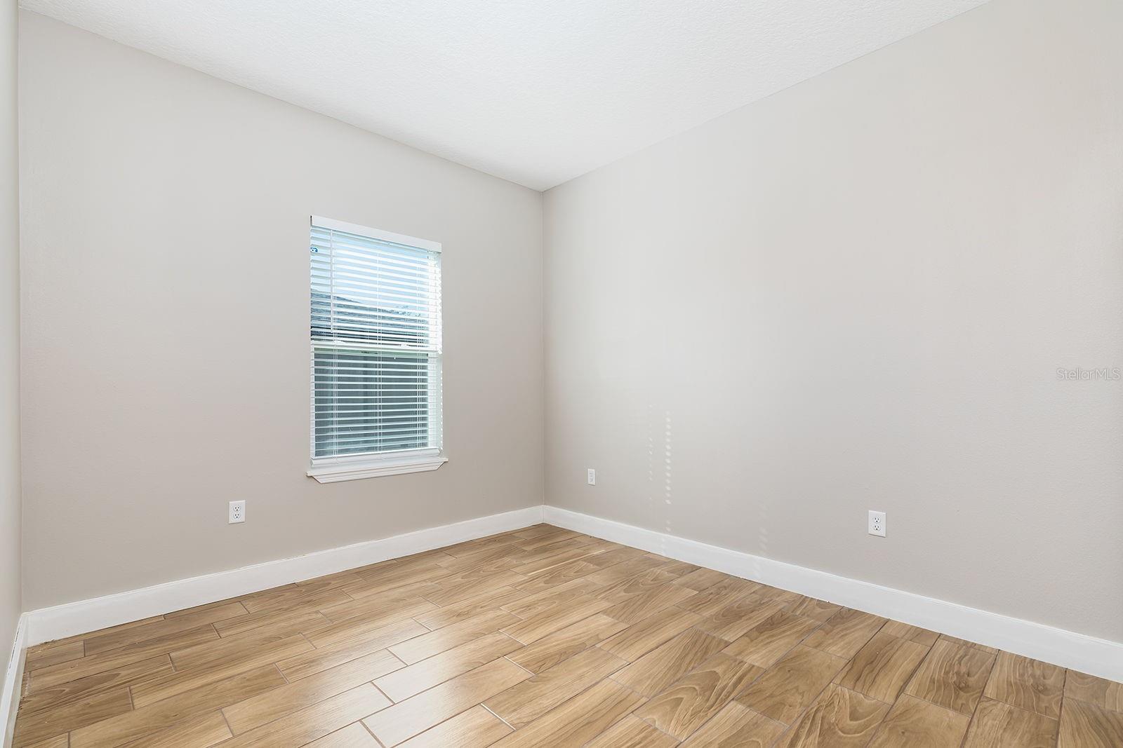 1240 S HIGHLAND AVE, APOPKA, FL, 32703