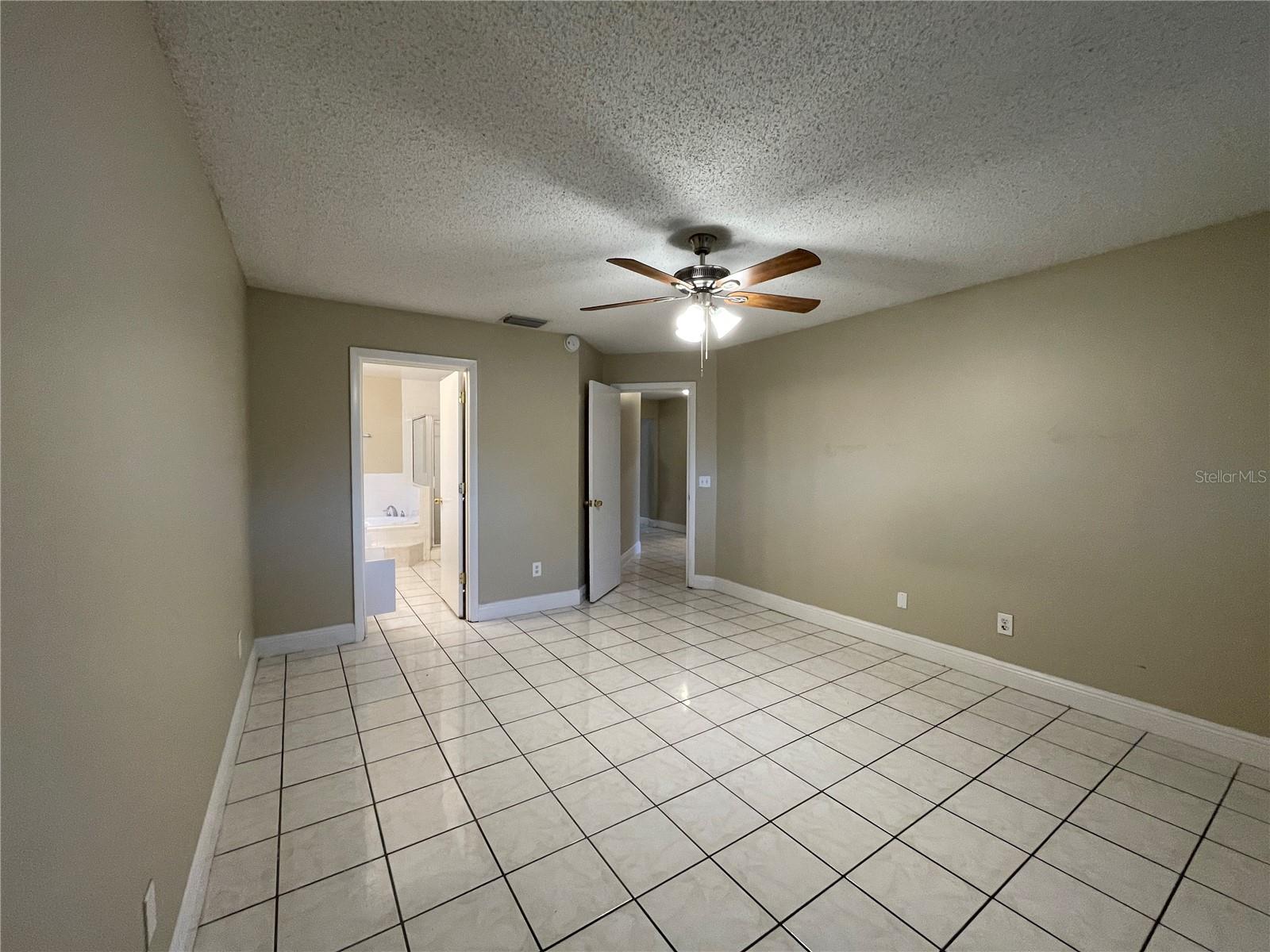 1723 ELK SPRING DR, BRANDON, FL, 33511