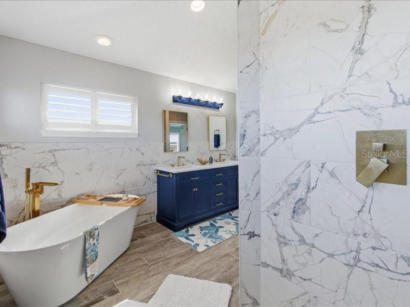 121 COQUINA KEY DR, ORMOND BEACH, FL, 32176