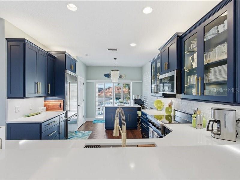 121 COQUINA KEY DR, ORMOND BEACH, FL, 32176