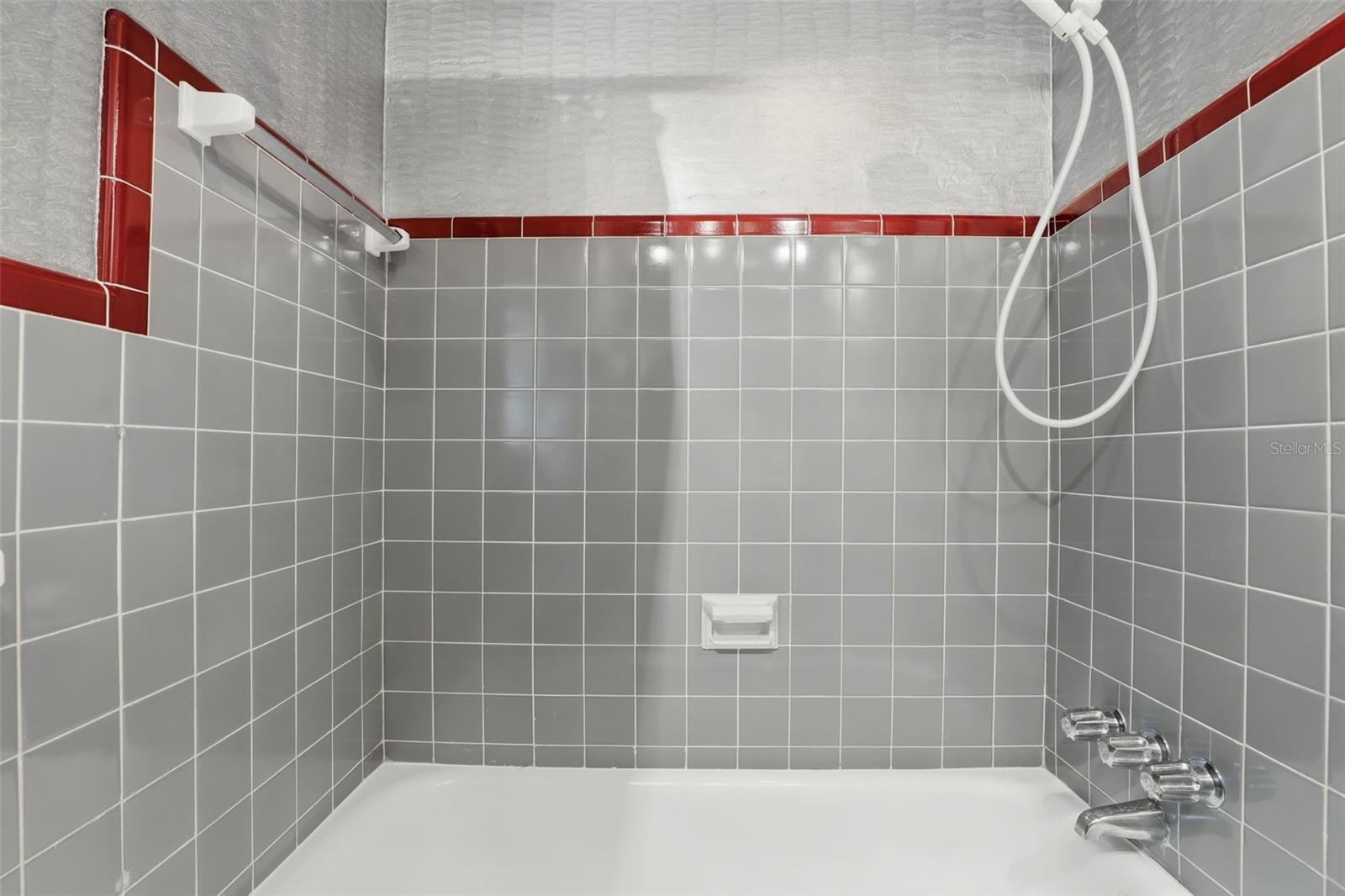 1718 CHRISTY AVE, ORLANDO, FL, 32803