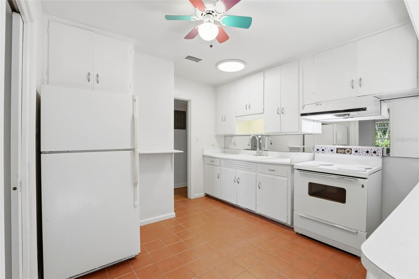 1718 CHRISTY AVE, ORLANDO, FL, 32803