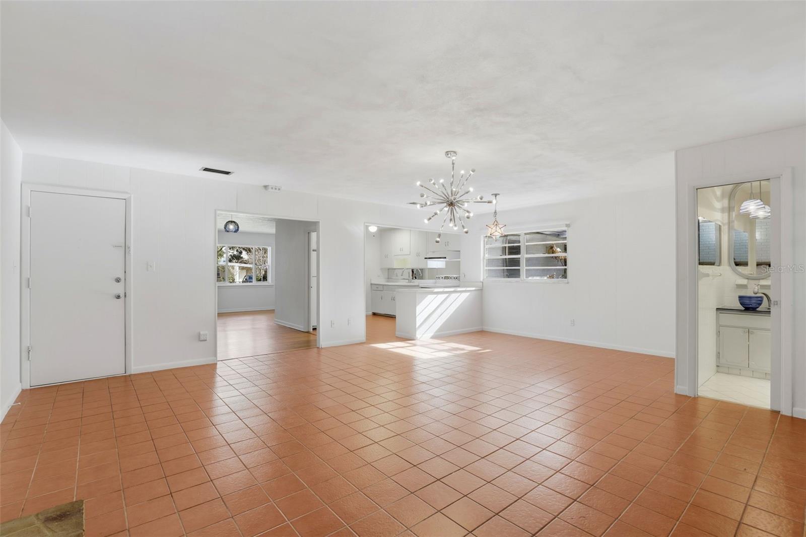 1718 CHRISTY AVE, ORLANDO, FL, 32803