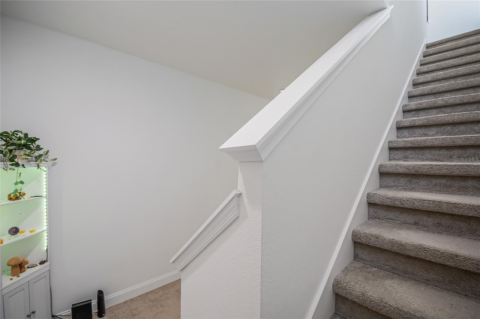 827 DENNIS AVE, ORLANDO, FL, 32807