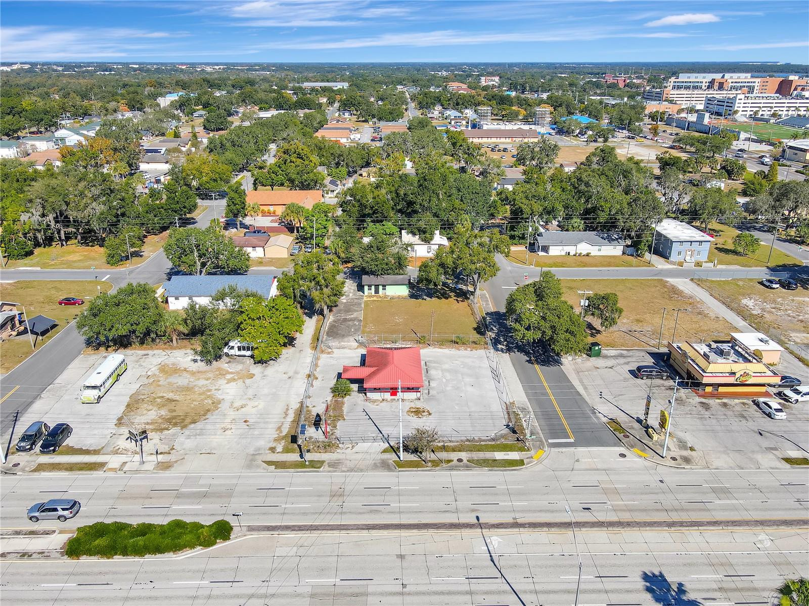 305 & 309 W MEMORIAL BLVD, LAKELAND, FL, 33801