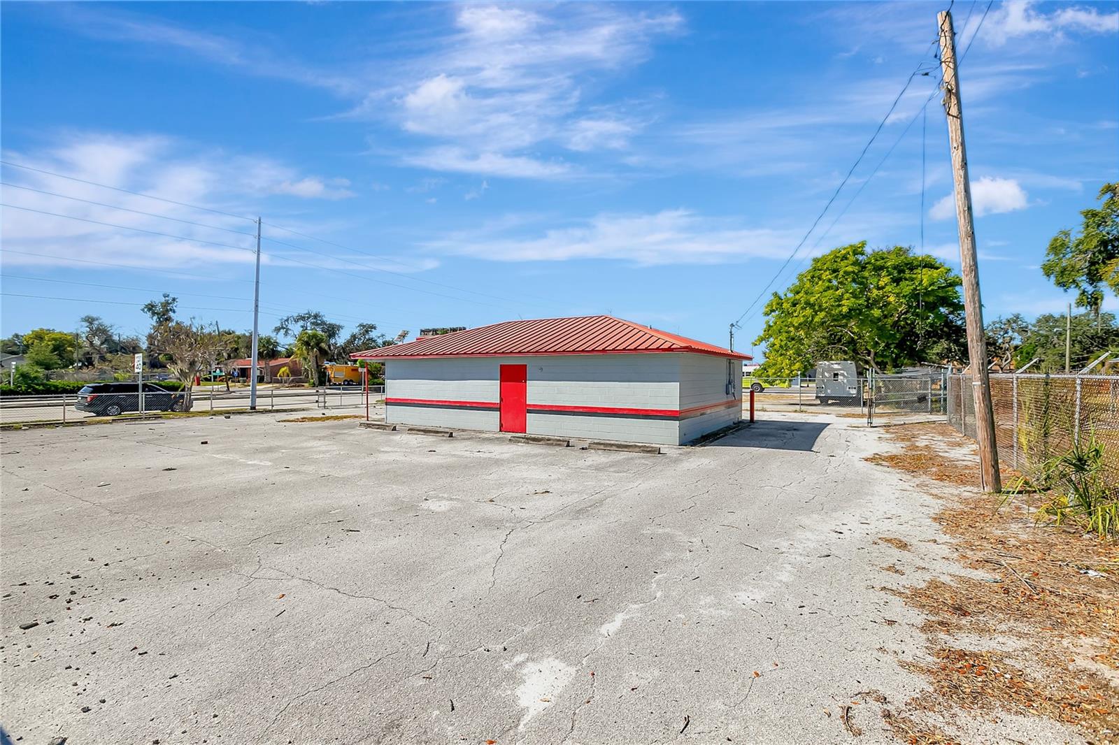 305 & 309 W MEMORIAL BLVD, LAKELAND, FL, 33801