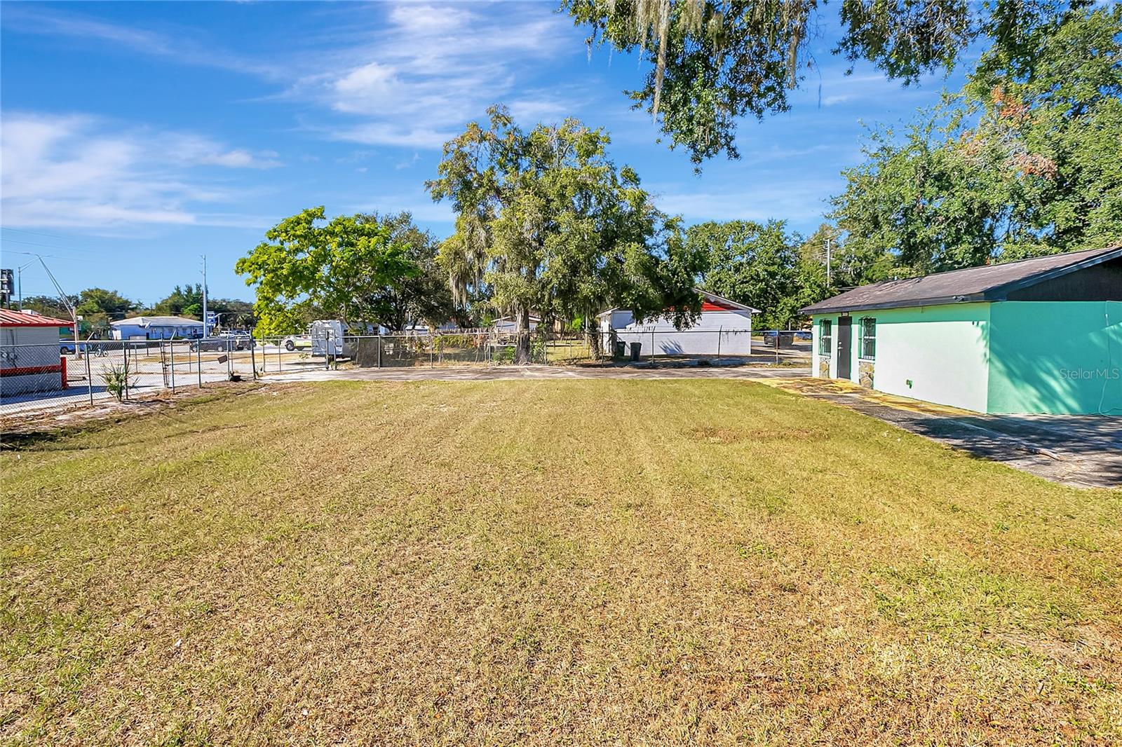 305 & 309 W MEMORIAL BLVD, LAKELAND, FL, 33801