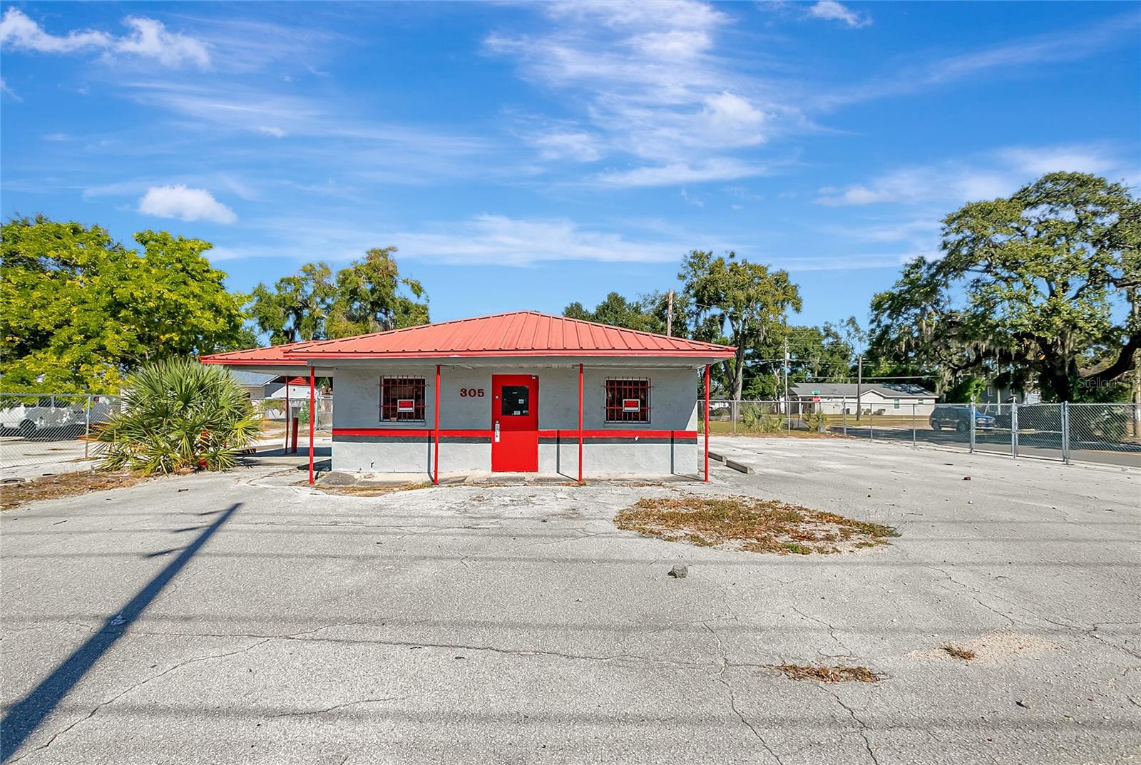 305 & 309 W MEMORIAL BLVD, LAKELAND, FL, 33801