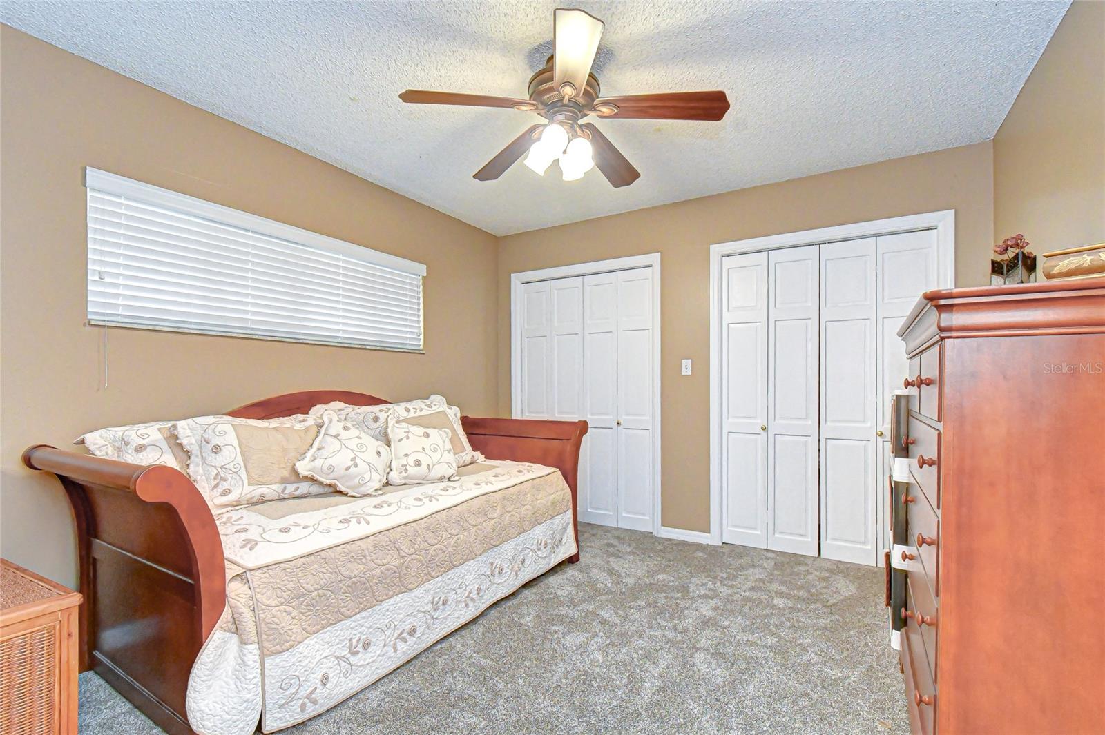 8120 N ALBANY AVE, TAMPA, FL, 33604