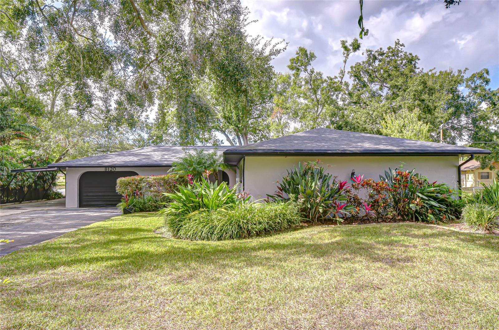 8120 N ALBANY AVE, TAMPA, FL, 33604