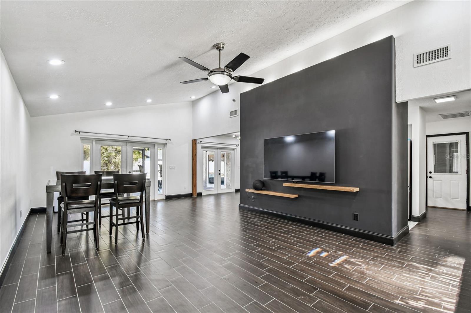 4603 GOLDBUD LN, TAMPA, FL, 33624