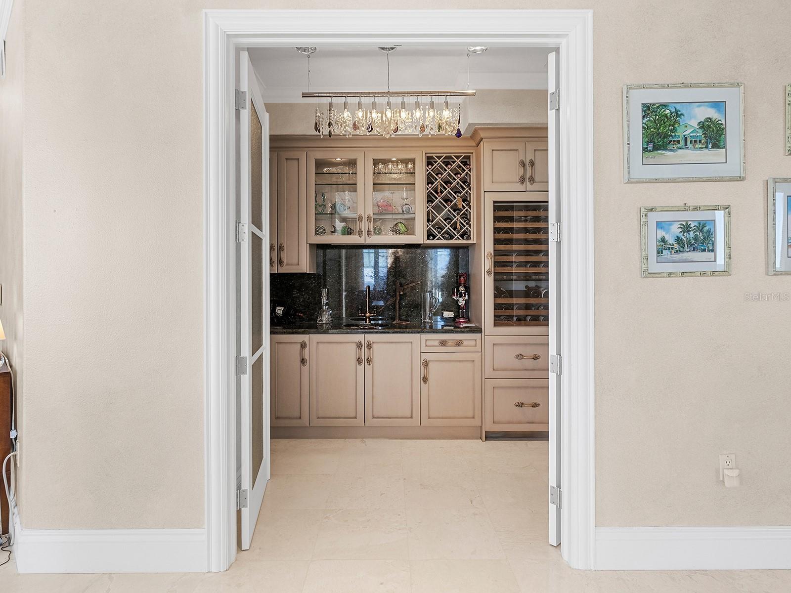 N6141427 Property Photo