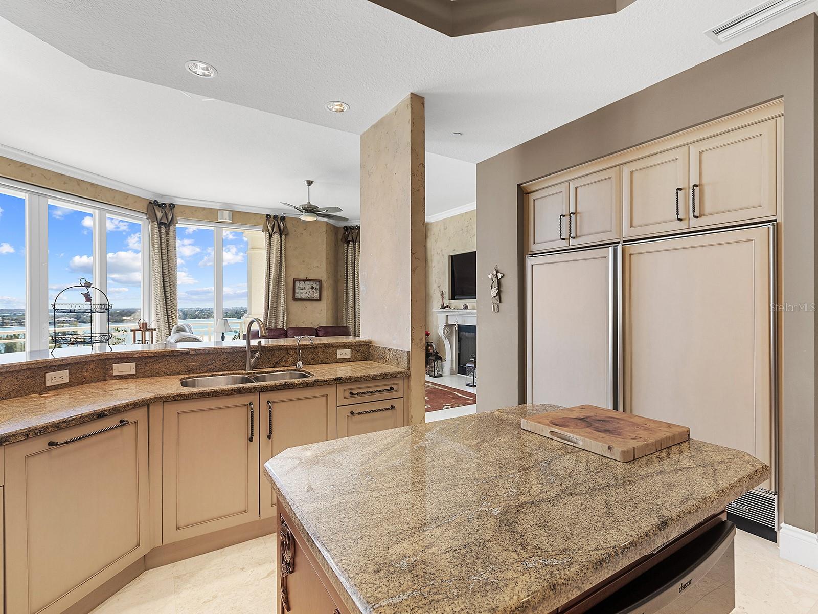 N6141427 Property Photo