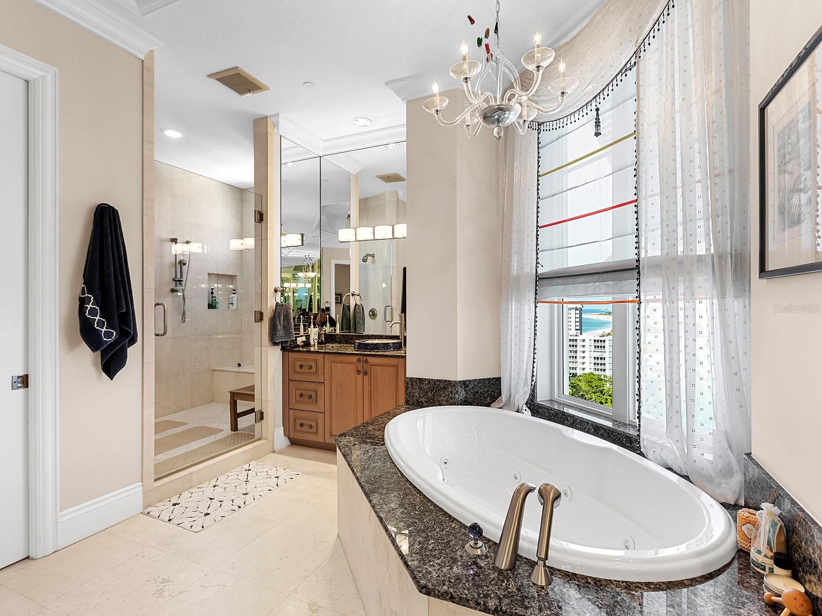 N6141427 Property Photo