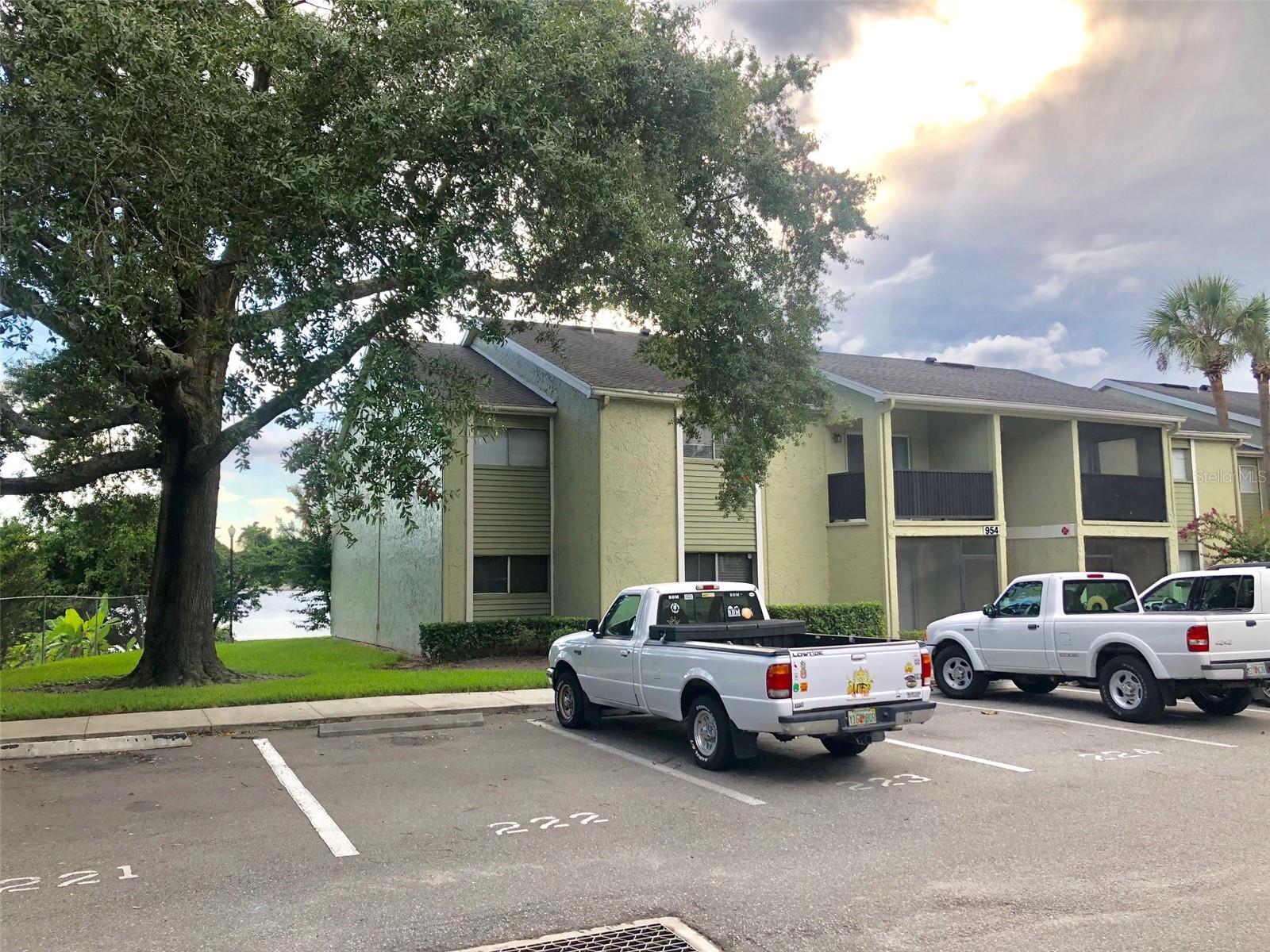 O6359939 Property Photo